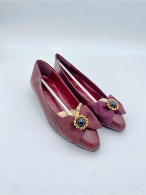 Vintage AJ Valenci Oxblood Leather Flats Womens 6 Pointed Toe Bow‎ Burgundy